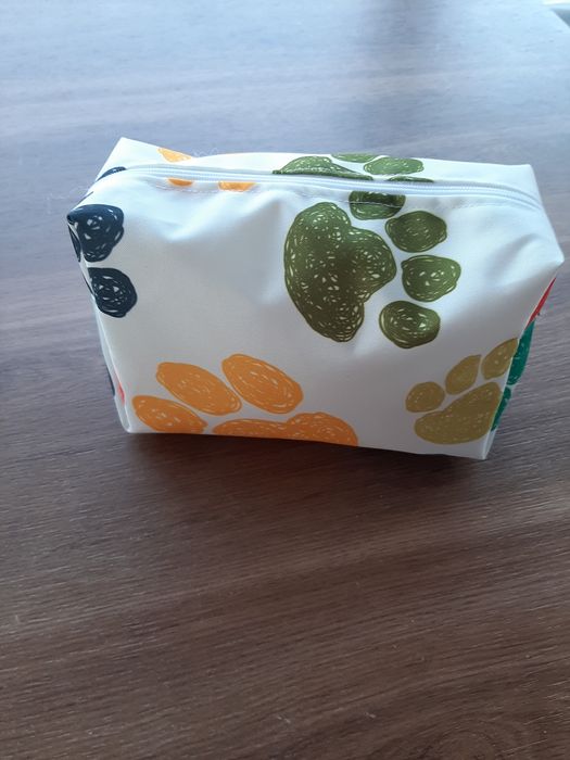 Текстилен несесер