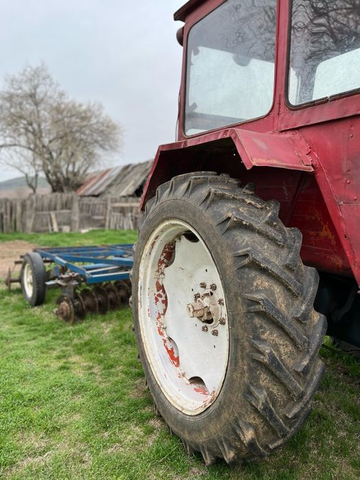 Tractor 65 perfect functionabil