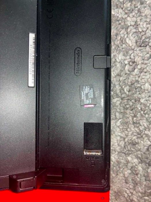 De vânzare Consolă Nintendo Switch OLED cu pachet uriaș de accesorii și jocuri!