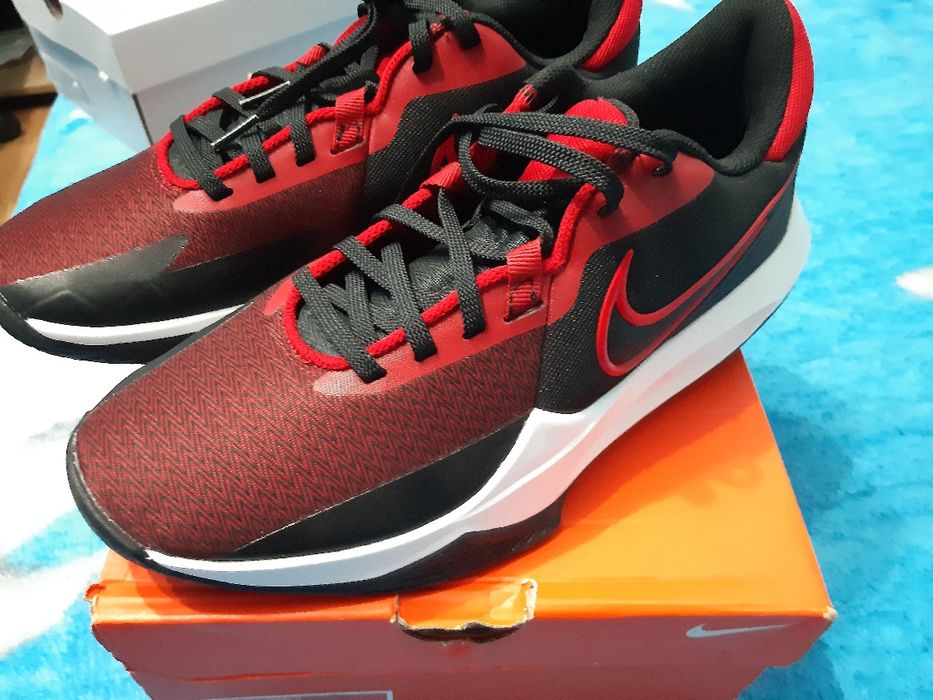 NIKE Precision VI  42,5