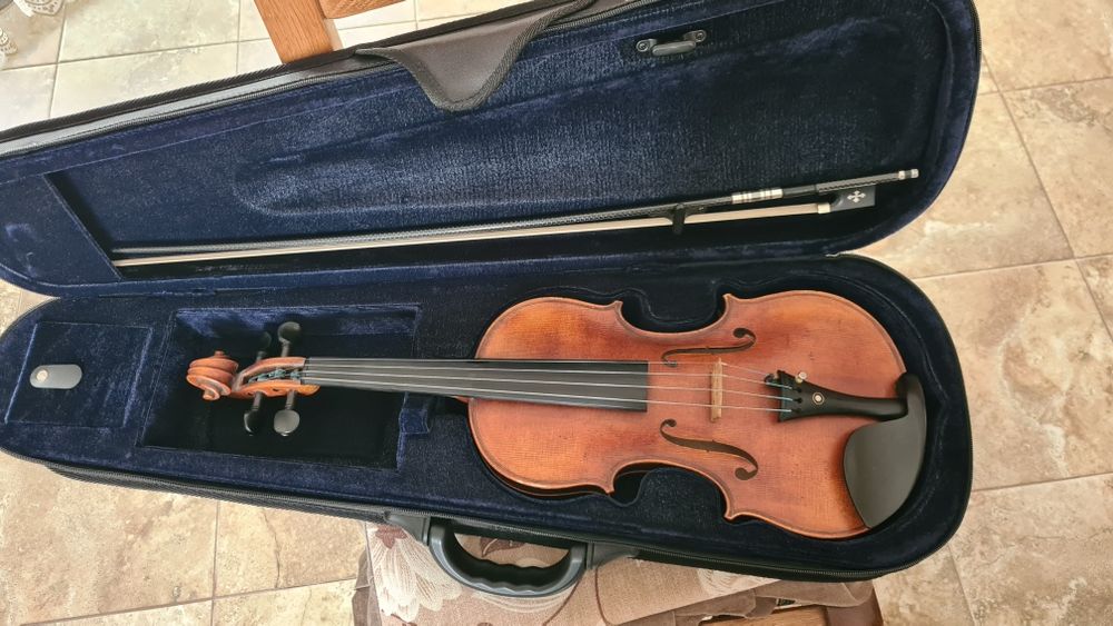 Vioară 4/4 copie Guarnieri