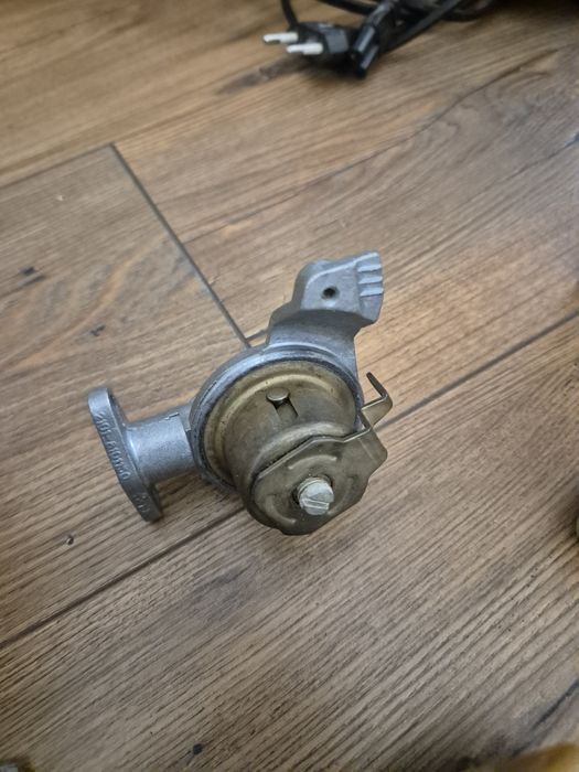 Vand piese Lada 1200, set segmenti,pivoti,,etc