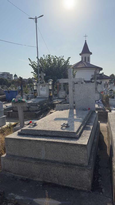 Vand loc de veci Bacau Cimitir Central