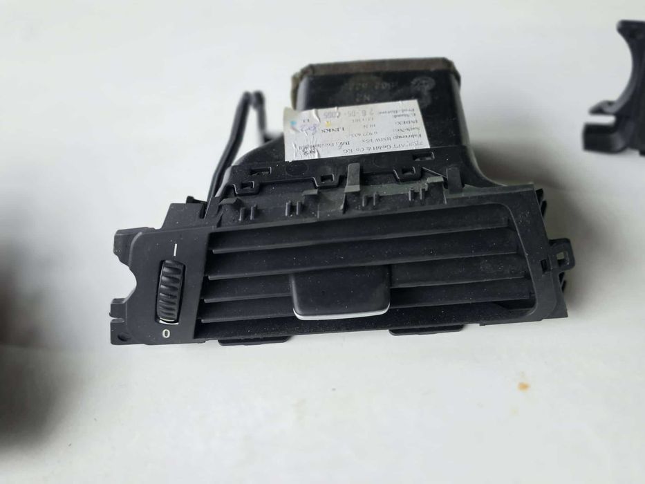 Духалка табло BMW E90/E91/E92/E93