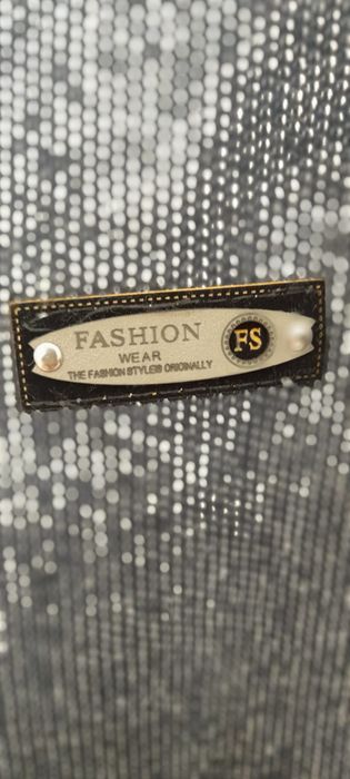 Продам женский Кардиган.