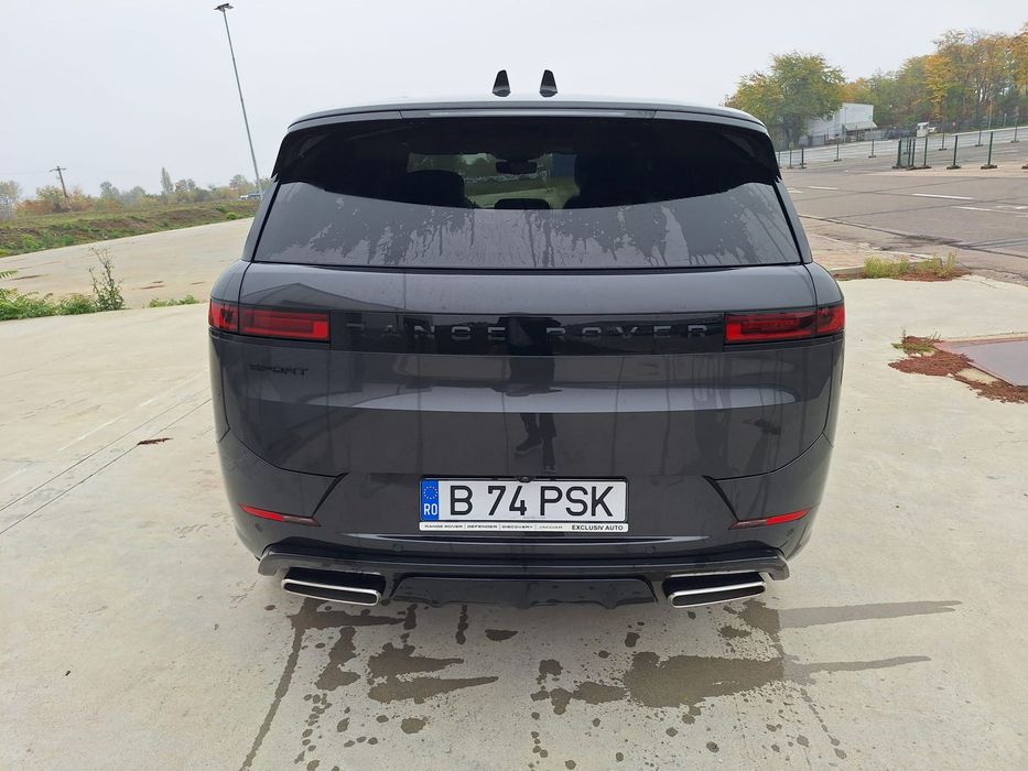 Land Rover Range Rover Sport 2025 hibrid, 131.354 € — imagine 11