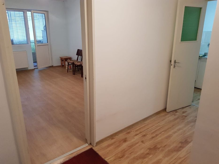 Apartament 2 camere, etaj 1, bloc 1973