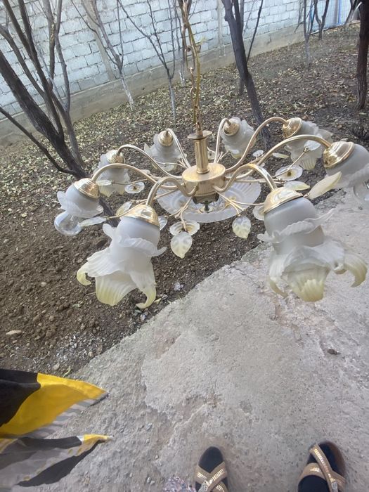 Люстра для гости Люстры