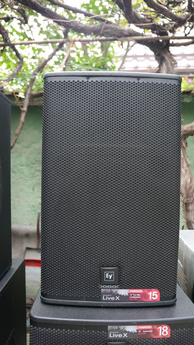 Sistem sonorizare boxe active Electro Voice