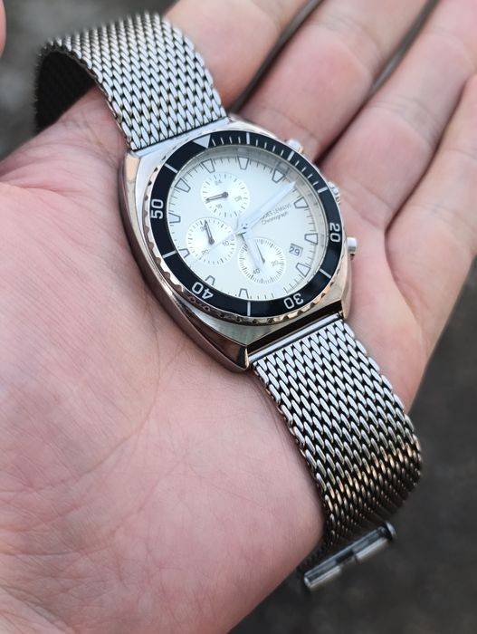 Jaqsue Lemeans соат сотилади