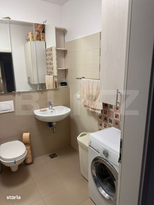 Apartament cu 3 camere, aer conditionat, etaj intermediar, lift, parca
