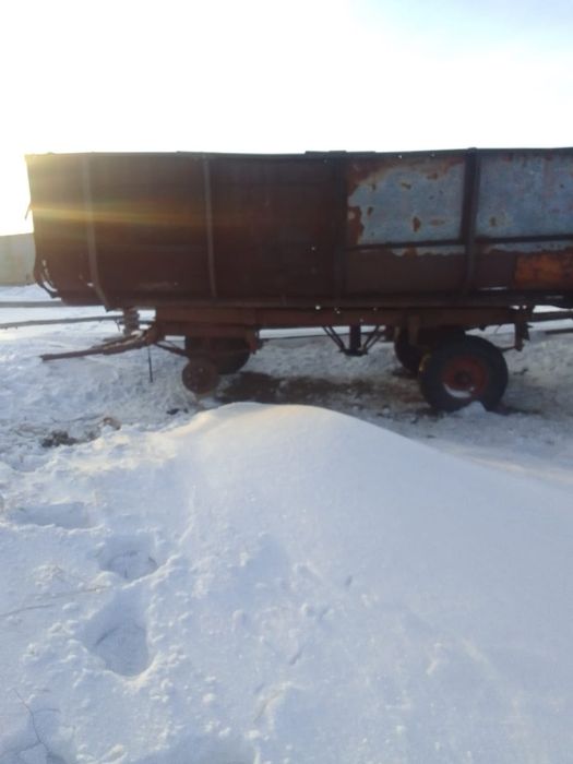 Продам прицеп тракторный 2ПТС-4-887А