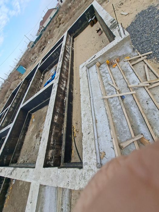 Жер сатылады фундаметімен