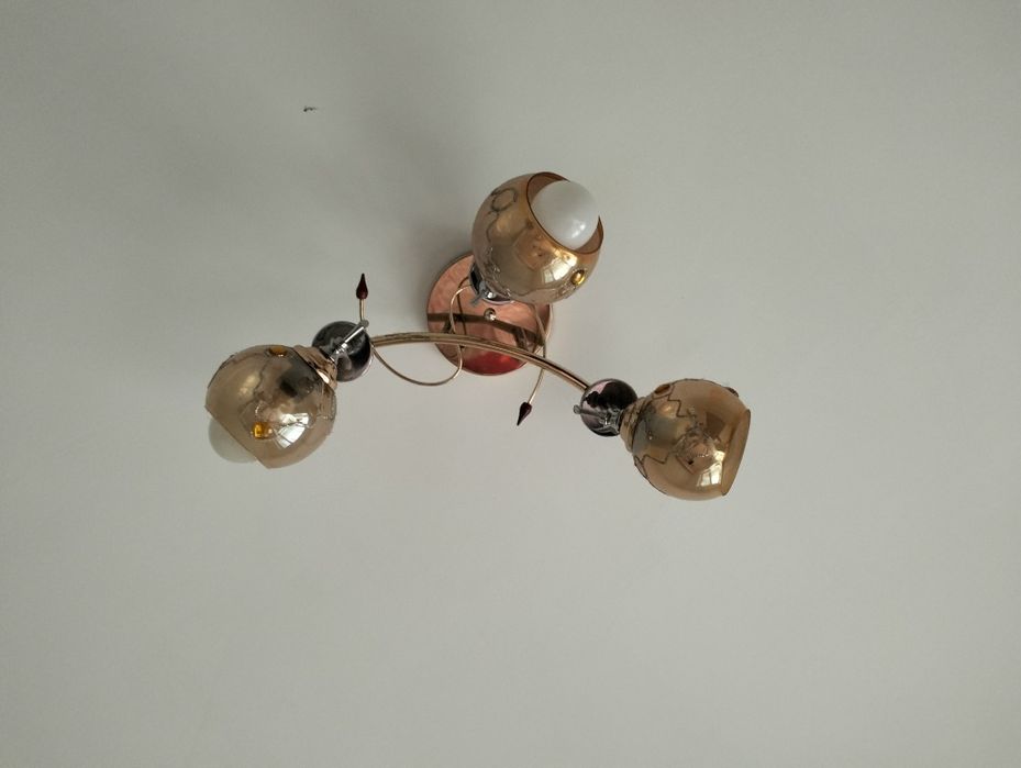 Люстра продается