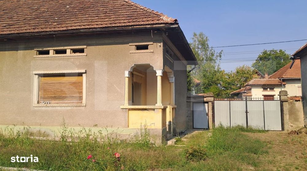 Casa 100 mp, teren 2350 mp, Sat Lisa