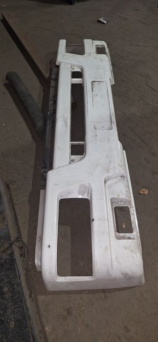 Продам бампер на камаз
