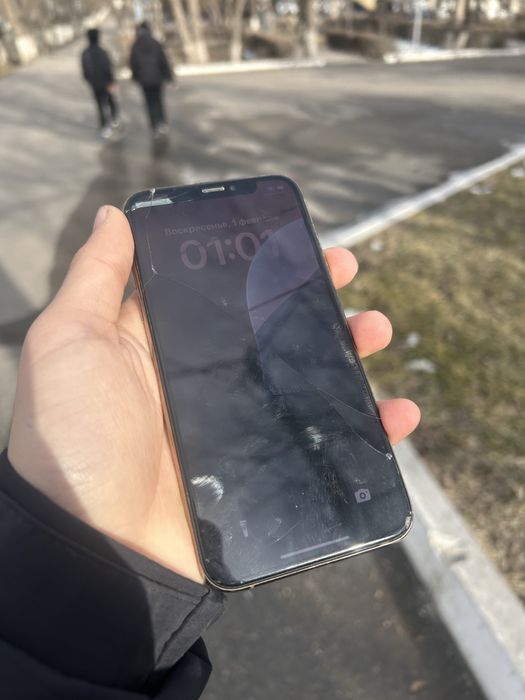 Айфон хс 100 емкасть