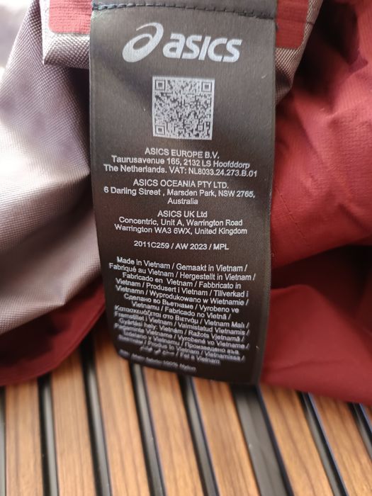 Asucs FujiTrail waterproof яке