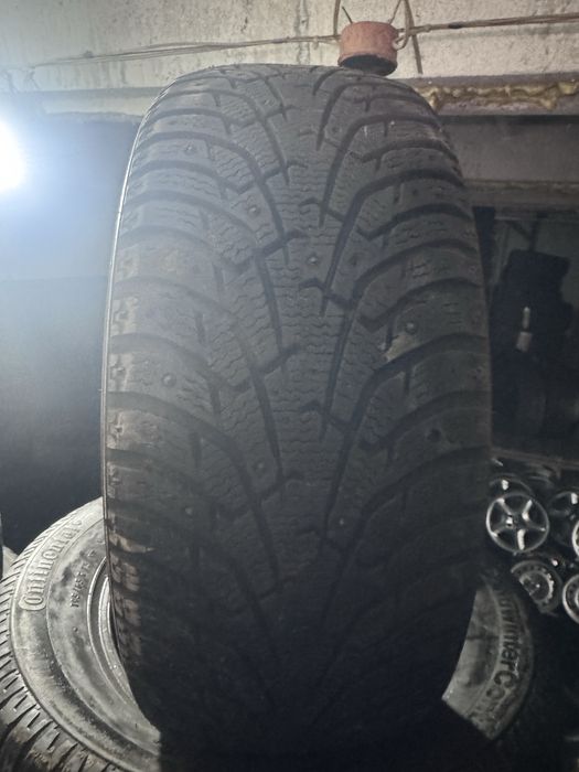205/50/17 пара шипы 2 шт