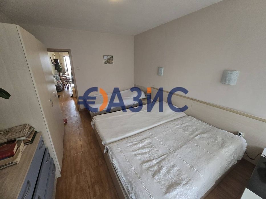 Продава се Двустаен апартамент в к.к. Слънчев бряг - 74 кв.м за 1075 €/кв.м - Снимка #11