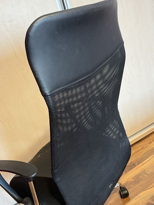 Scaun de birou cu spatar ergonomic