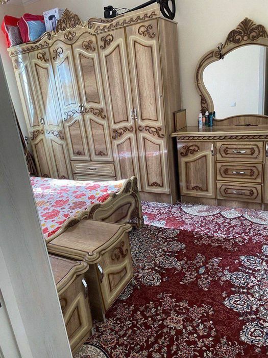 Qorasuv 2 dan 2 xonali uy