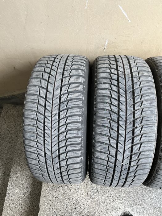 Зимни  гуми Bridgestone 225/40/18