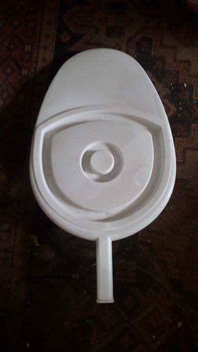ploscă pentru femei nefolosita