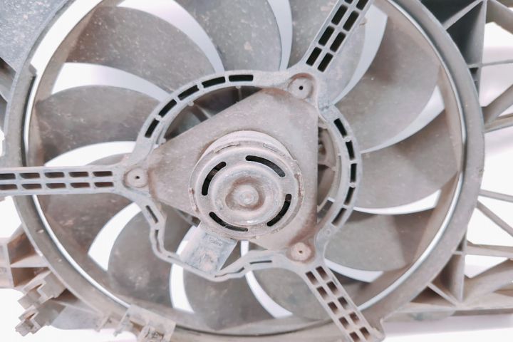 Electroventilator racire 868713R Fiat Punto a 2-a generatie