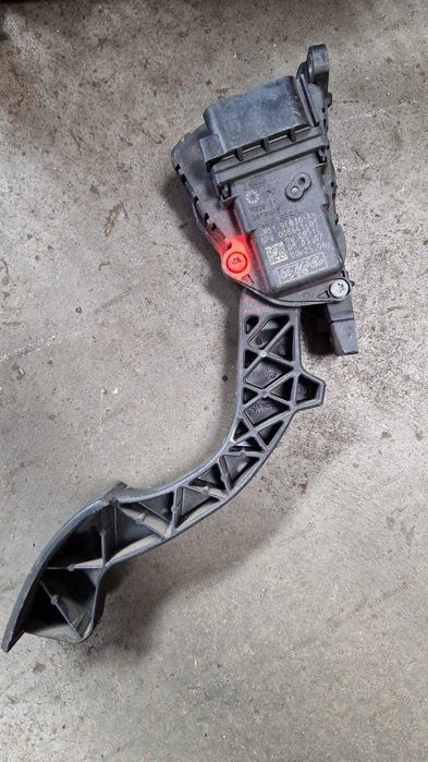 Pedala acceleratie VW , Audi , Skoda etc.