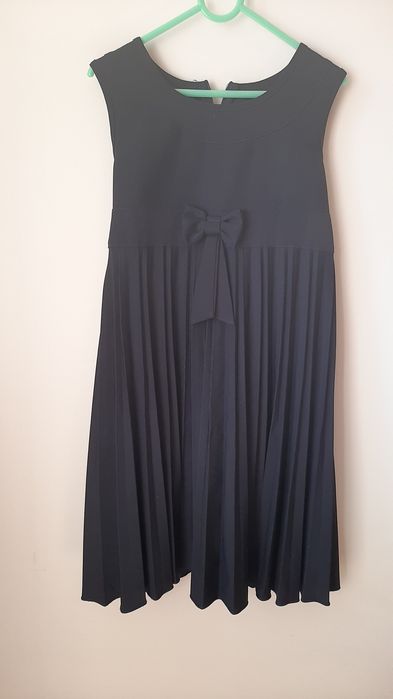 Uniforme scoalare/ rochite