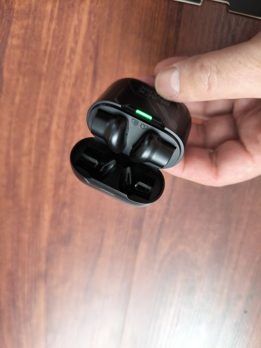 Наушники продам Black shark joybuds .