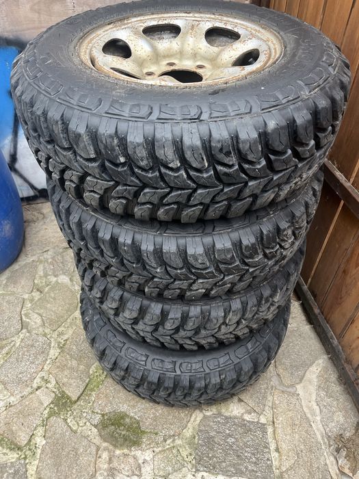 Геми с джанти за Nisan Terano