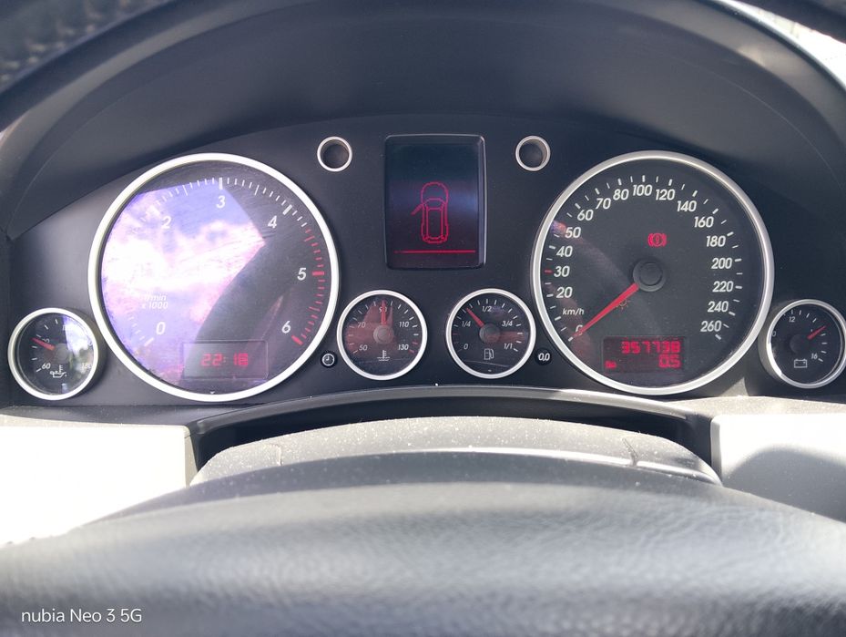Vând Volkswagen Touareg 2.5tdi