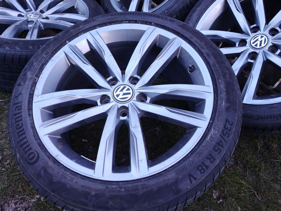 VW Passat  Dartford 235/45 R18 94Y CONTINENTAL PremiumContact 6