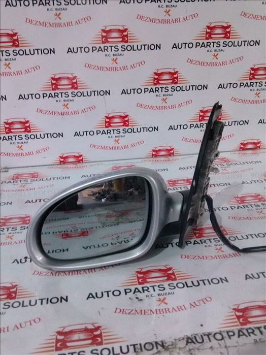 oglinda stanga volkswagen golf 5 plus 1.9 tdi an fabr. 2007
