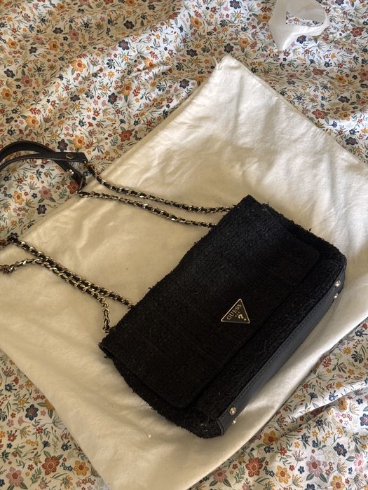 Черна чанта Guess