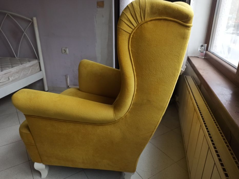 Жълто кресло в отлично състояние