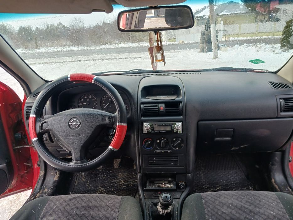 Vând Opel astra g