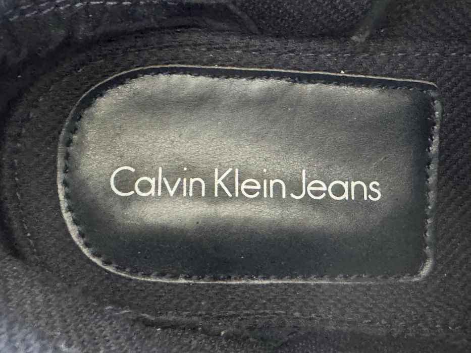 Calvin Klein леки високи обувки