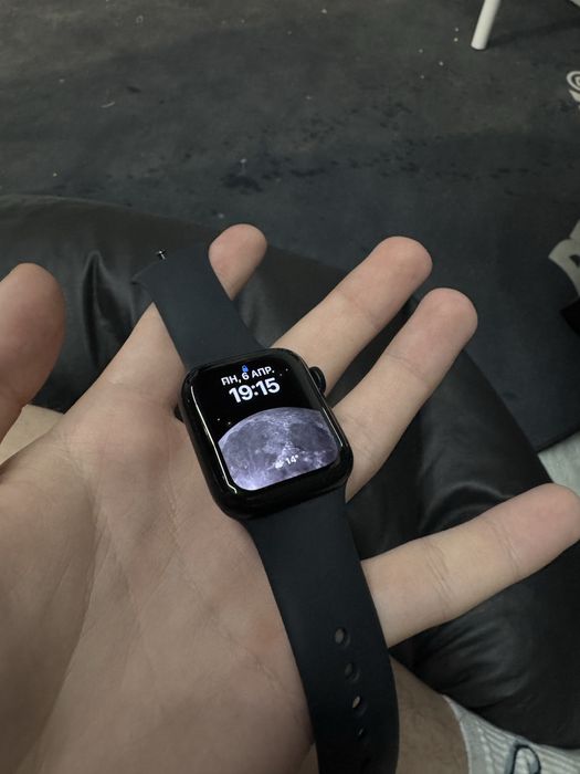 Apple watch se2 40mm оригинал