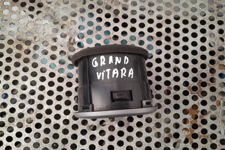 Grila ventilatie bord stanga Suzuki Grand Vitara 2 [2005 - 2008] Cros