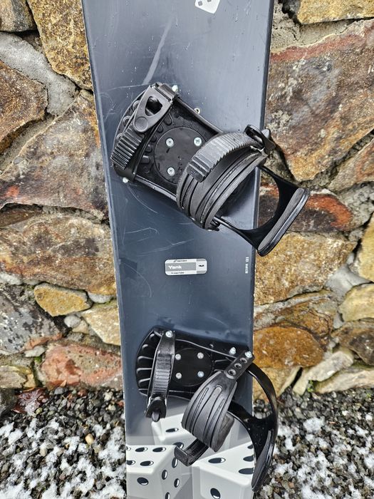 Snowboard Yank 133 cm cu legaturi S-M