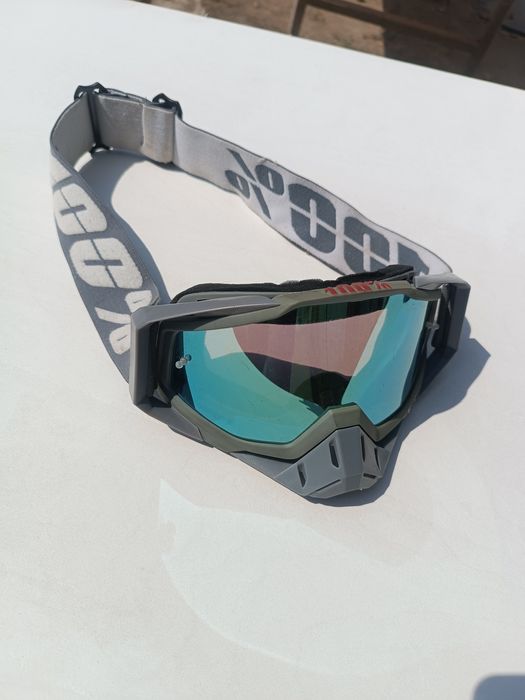 Мото шлем Beon & no name