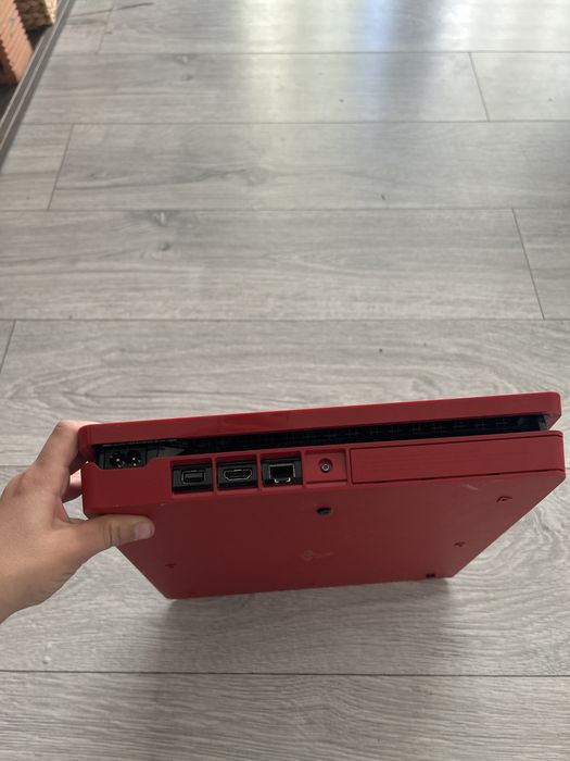 Ps 4 slim limidet edition 1 tb