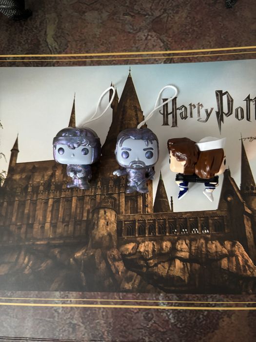 Обмен фигурок из сериала Очень странные дела.