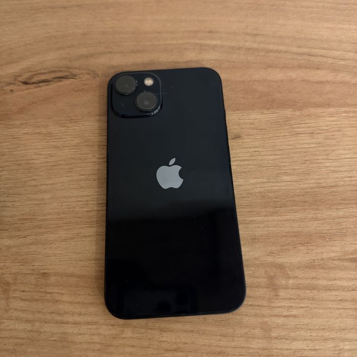 iPhone 13 128GB – Stare bună, baterie 77%