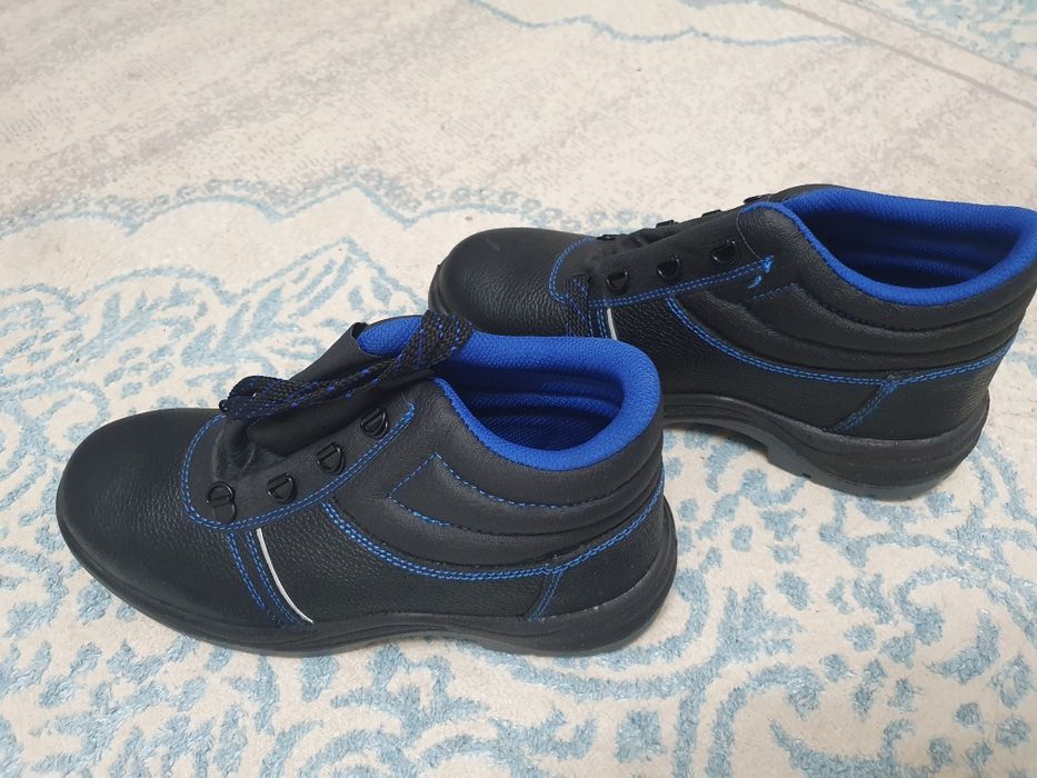 Рабочая спец. обувь. Сапоги