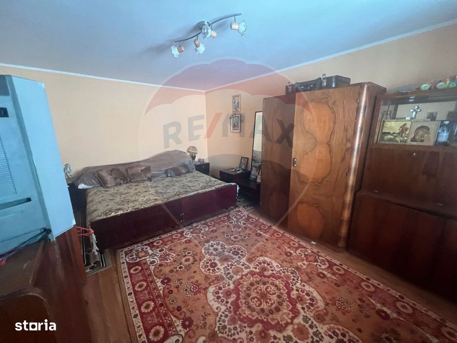 Casă 4 camere Bogza