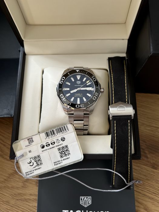 Часовник TAH Heuer Aquaracer Calibre 5 43mm